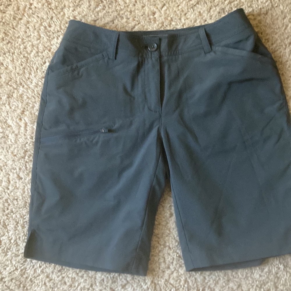 Oobe New Walking or Hiking Shorts in Light Black / Charcoal Gray Size 0